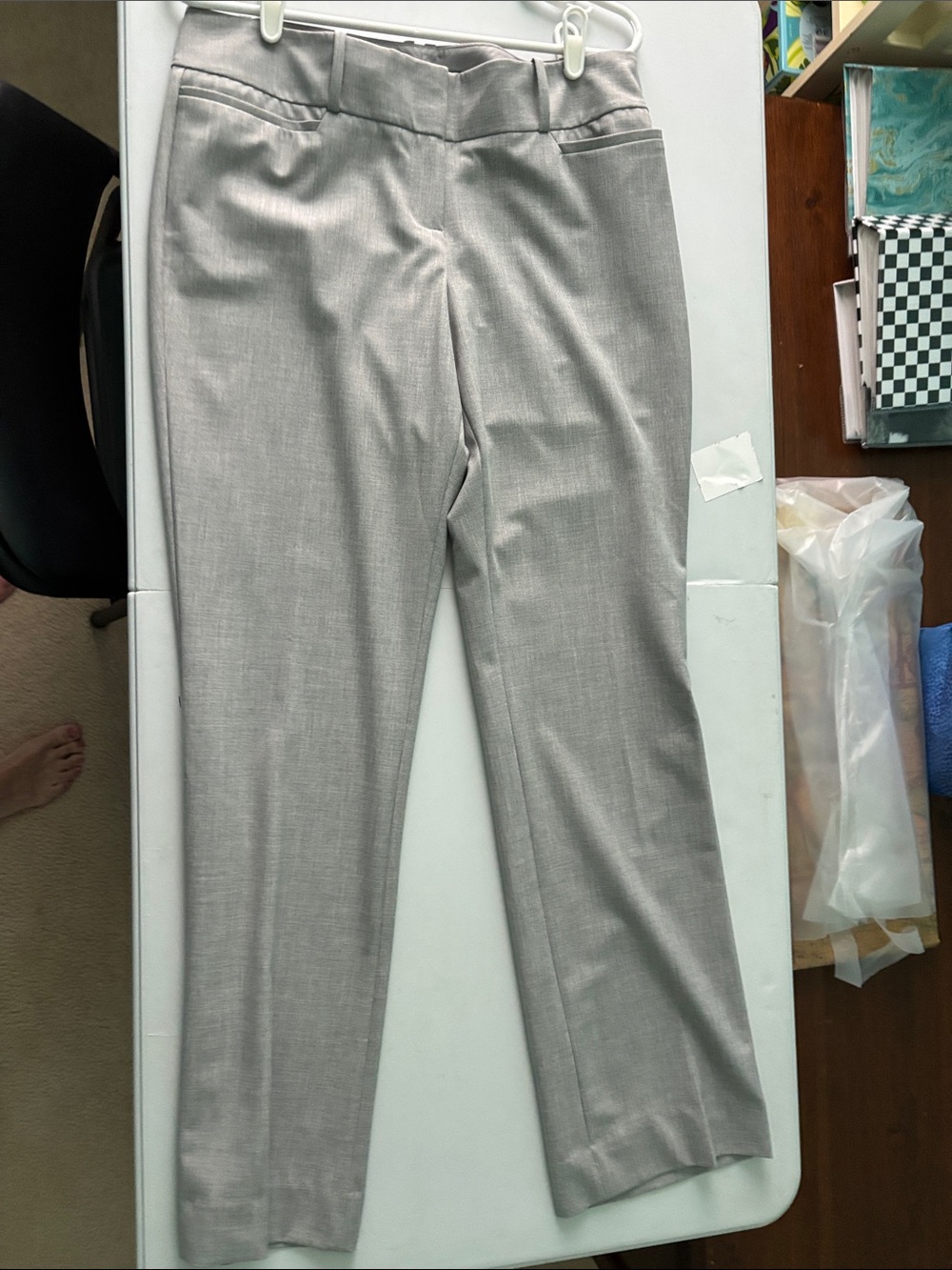 Women’s The Limited Collection Light Gray Ankle Pants. Inseam 31” Size 10R